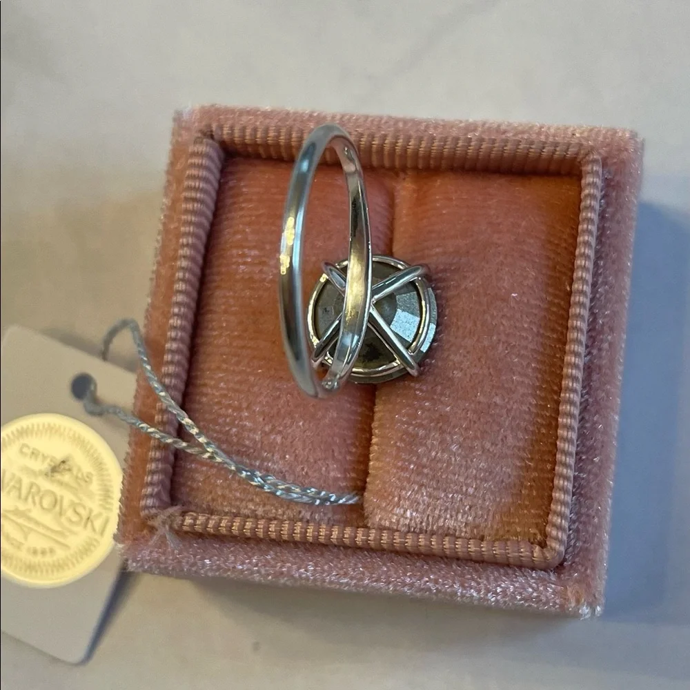 Swarovski Crystal Ring - Picture 6 of 7